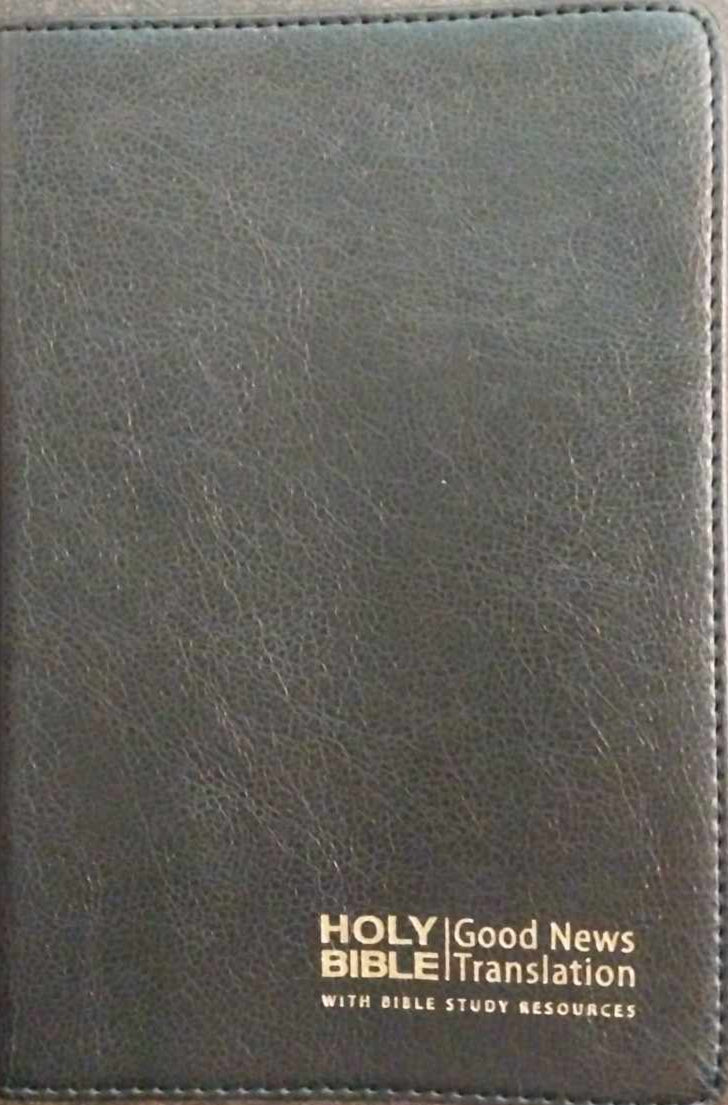Holy Bible: Good News Translation, with Bible Study Resources image 0
