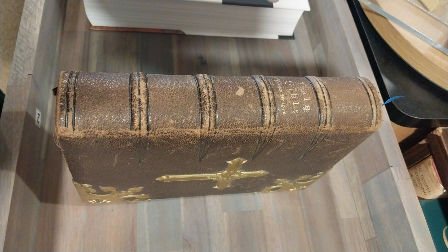 Book of Common Prayer / Holy Bible