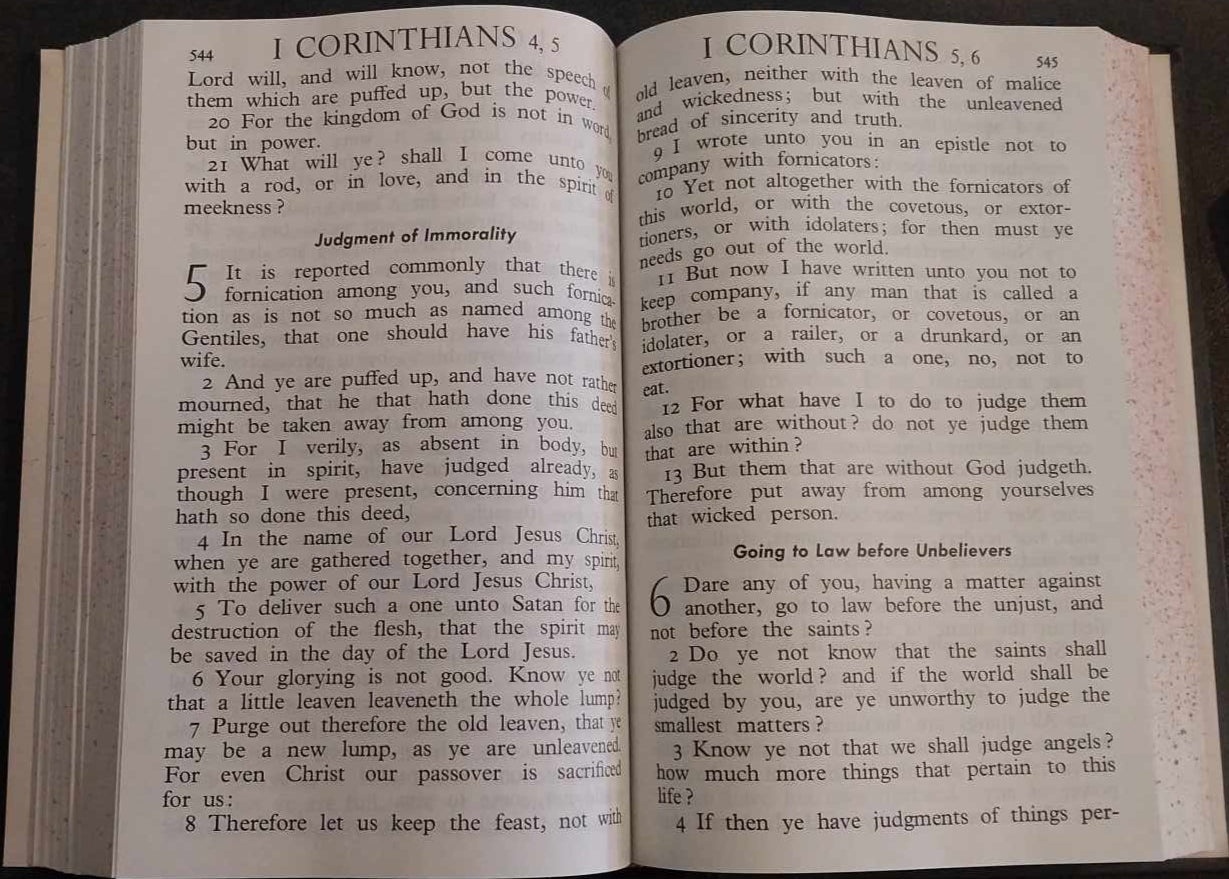 KJV New Testament and Psalms, Super Giant Print image 1