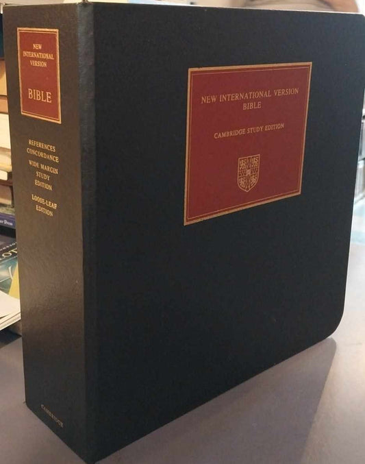 NIV Cambridge Study Bible, Loose Leaf, Wide Margin image 0
