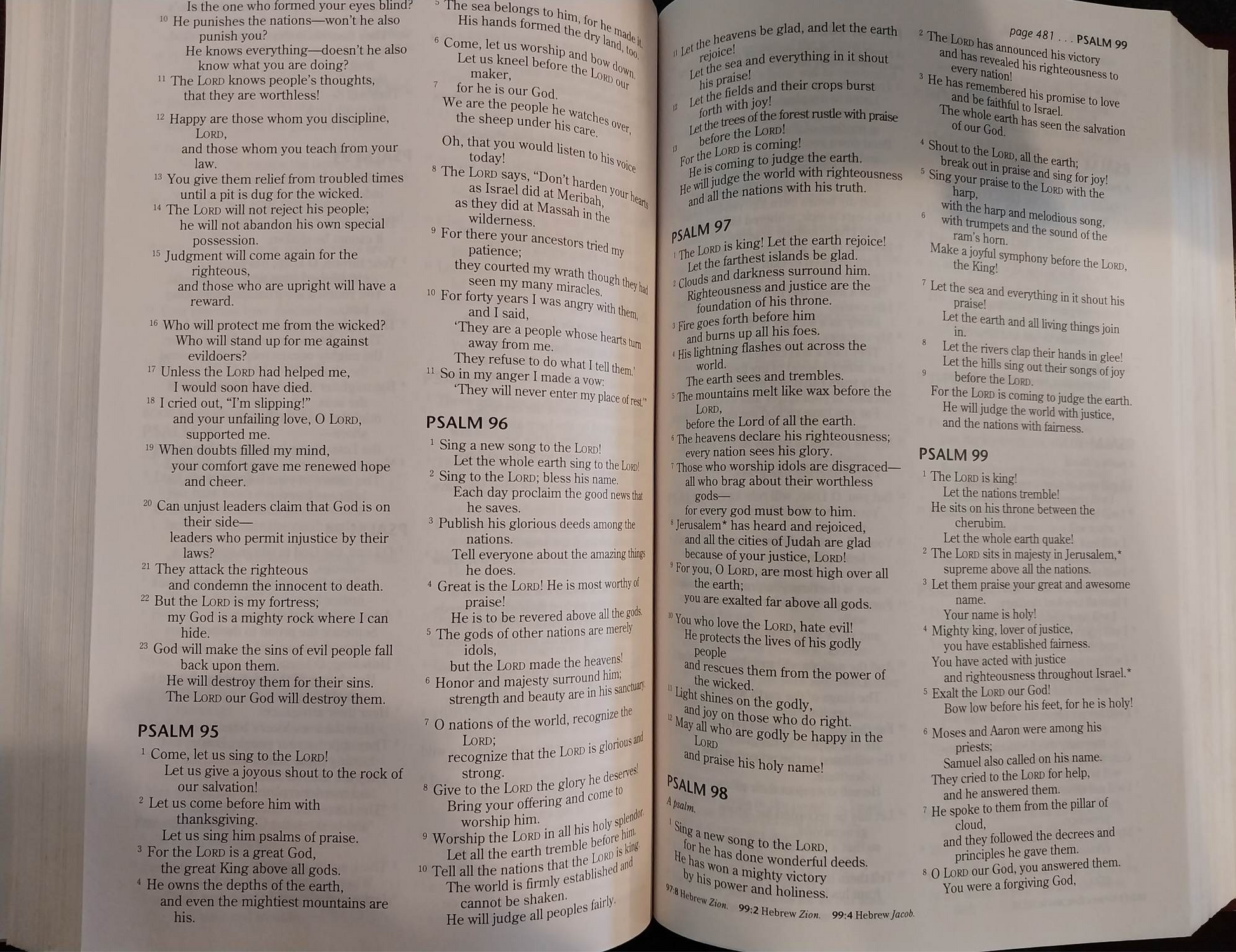 NLT Holy Bible, Pew Bible image 1