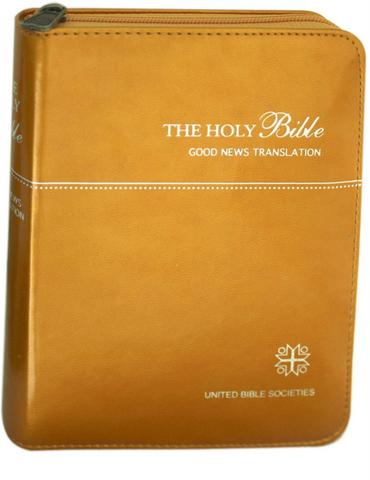 Good News Bible Compact Imitation Leather with Zip Ocre (Gold)