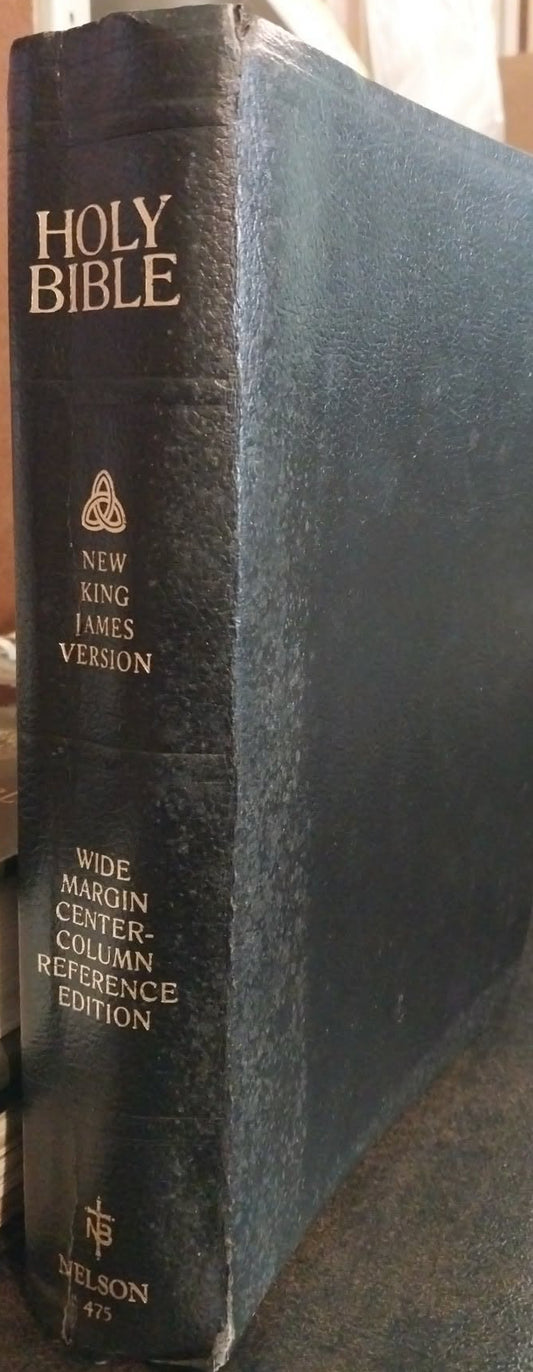 NKJV Wide Margin Center-Column Reference Edition