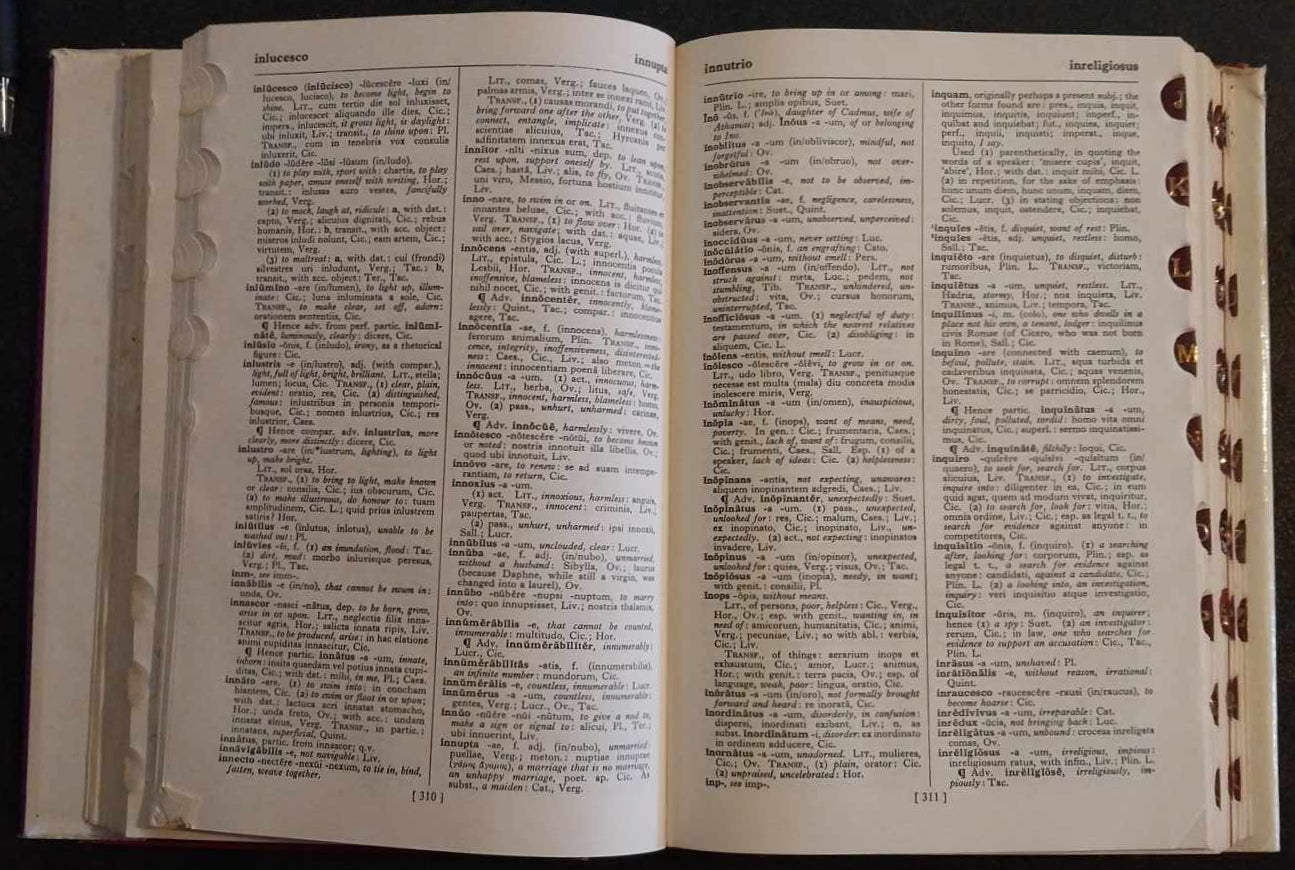 Cassell's Latin English Dictionary image 1