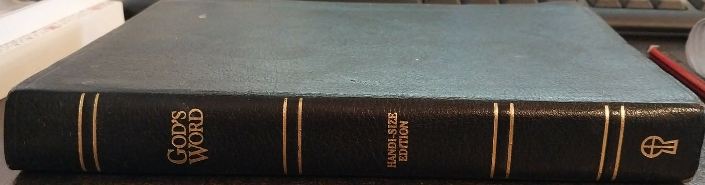 God's Word: Handi-Size Edition