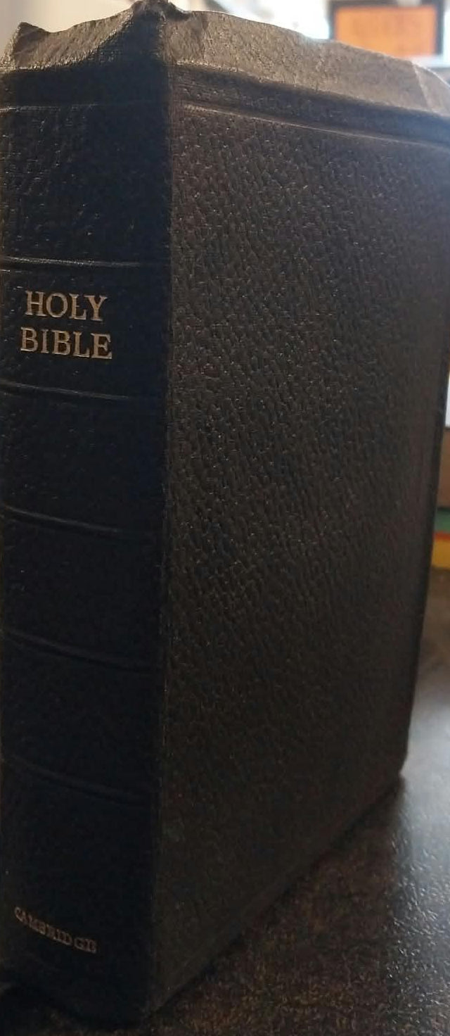 KJV Holy Bible, Black Leather