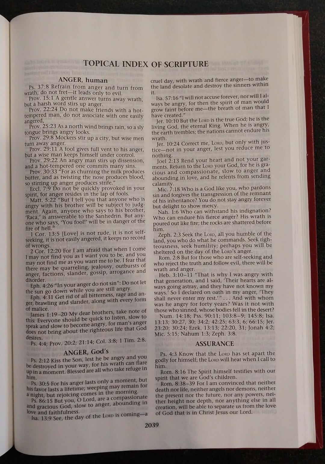 NIV Ryrie Study Bible, Expanded Edition